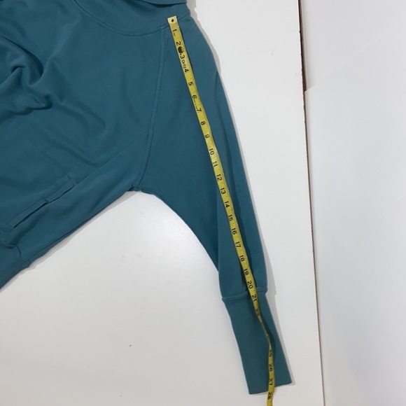 Champion l Cowl Neck Sweatshirt Size Small - Picture 6 of 9